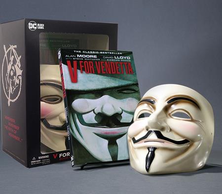 V For Vendetta Book And Mask Set New Edition [TPB] D. Lloyd Cvr (2021)