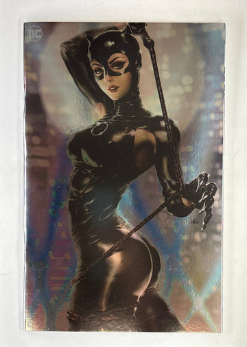 Batman / Catwoman: The Gotham War - Scorched Earth #1 Foil Kendrick 'Kunkka' Lim Var. (2023)